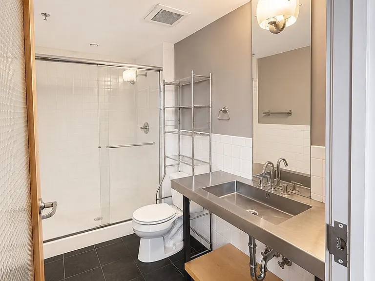 103 E Sprague Ave #201 — Photo 10