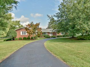 304 Homestead Rd, Chapel Hill, NC 27516