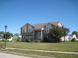 2990 Valley View Cir, Erie, PA 16509