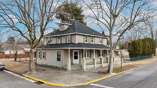 200 Saint Louis Ave Photo 1