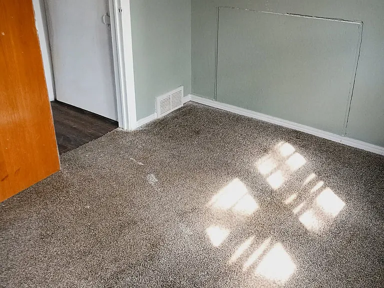 1125 Central Ave N #3 — Photo 7