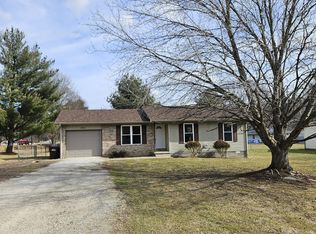 110 Flintwood Dr W, North Vernon, IN 47265