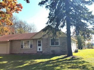 N68W13303 Ranch Rd, Menomonee Falls, WI 53051