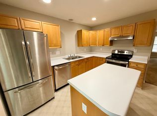 5731 Cougar Ln, Charlotte, NC 28269