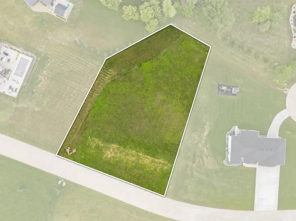 LOT 20 Castle Hill Dr SE #3, Dyersville, IA 52040