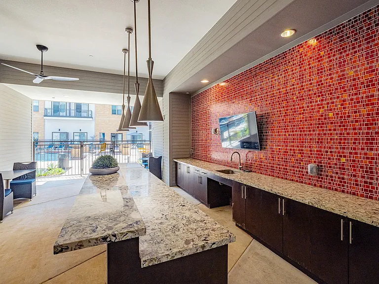 Rivera on Broadway Apartments — Photo 47
