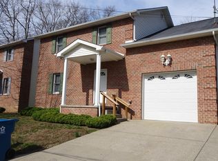 3 Seneca Rd, Huntington, WV 25705
