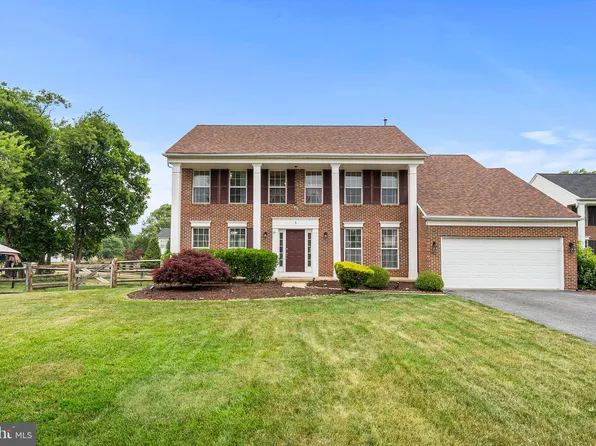 5 S Redspire Ct, Newark, DE 19702