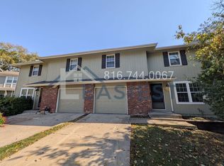 9227 Central St, Kansas City, MO 64114