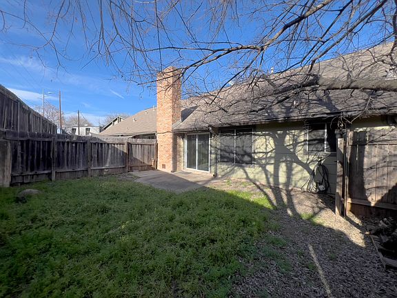 4th image of 7208 Creekside Dr APT B