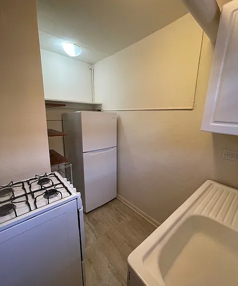 1324 N Ogden St #20 — Photo 7
