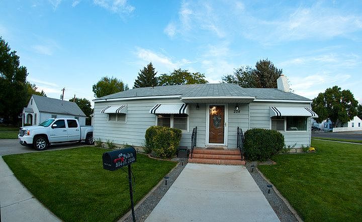 Main home, rental to left