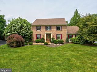 1076 Olde Forge Xing, Lancaster, PA 17601