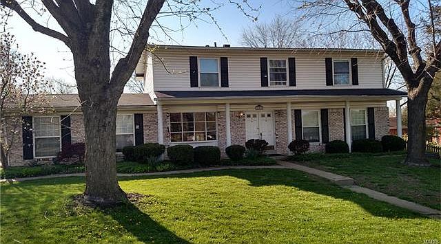 1st image of 901 Fernview Dr