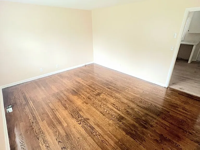 41 Lynette Dr — Photo 6