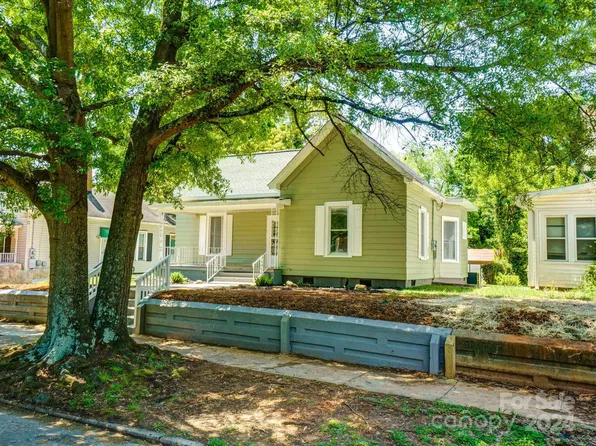 323 S Columbia St, Gastonia, NC 28054