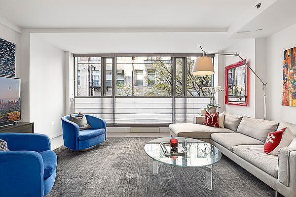 1st image of 138 W 19th St APT 2