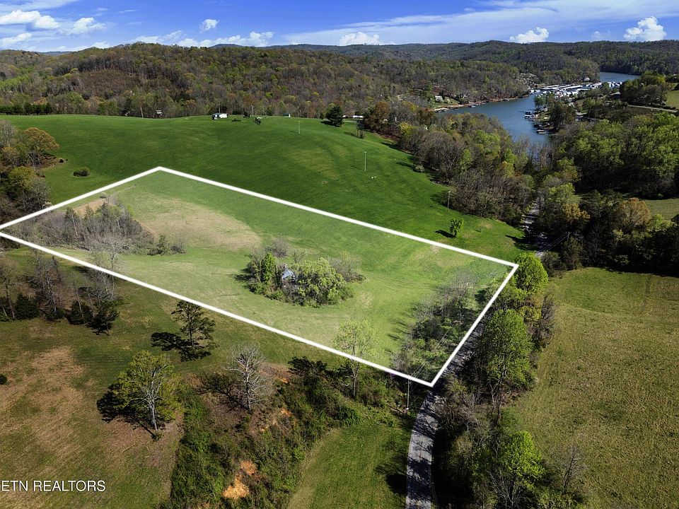 1st image of 735 Alder Springs Rd
