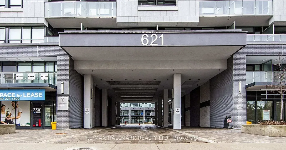 Building Photo - 621 Sheppard Ave E #305