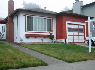 634 Forest Lake Dr, Pacifica, CA 94044