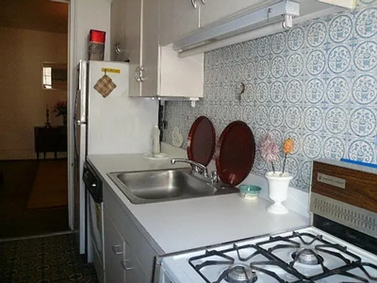 Sold by Akam Sales and Brokerage | media 10