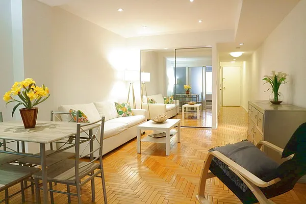 Rented by Barlavi Inc. | media 16