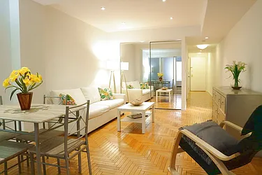 Rented by Barlavi Inc.