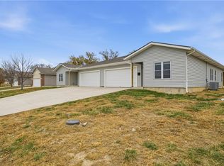 10719 E 46th Ter, Kansas City, MO 64133