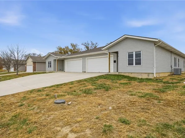 10719 E 46th Ter, Kansas City, MO 64133