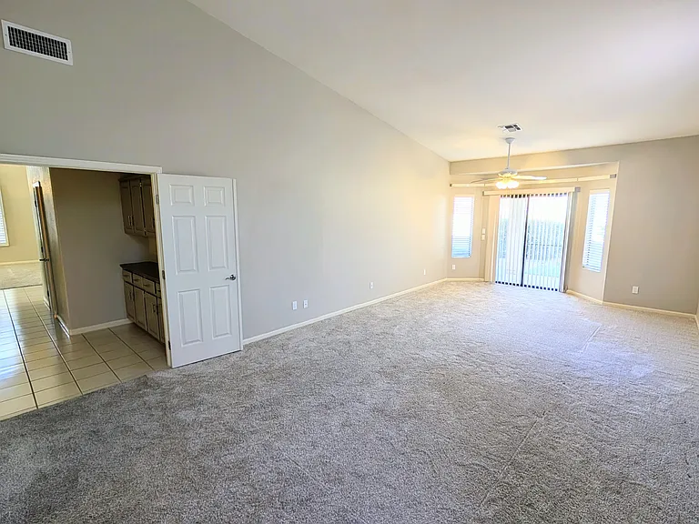 37985 S Eagle Dr — Photo 23