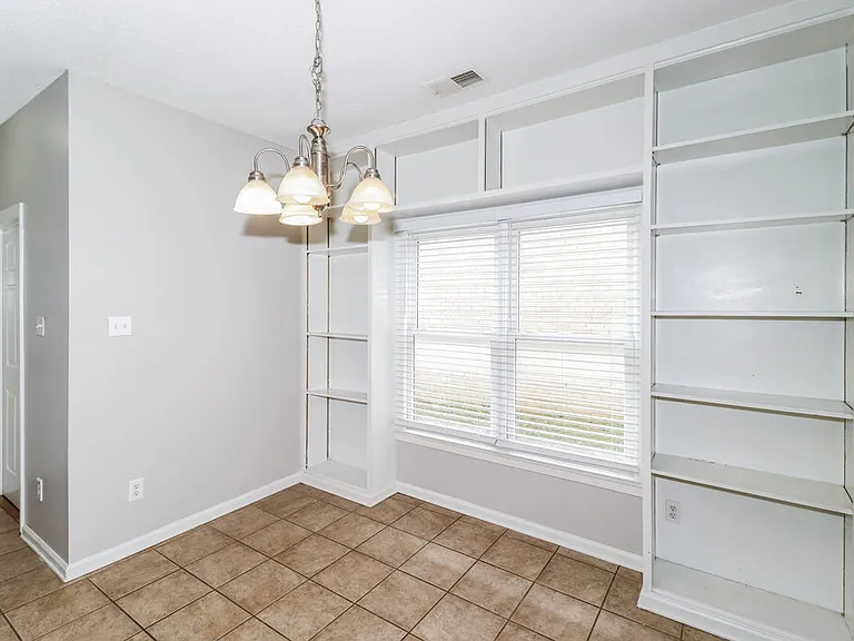 1153 Hunters Green Cir S — Photo 9