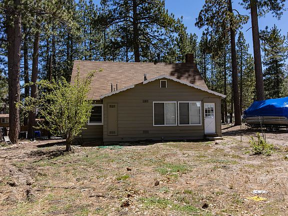 2nd image of 706 Lupin Ln