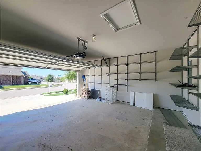 220 Mountain Valley St — Photo 20