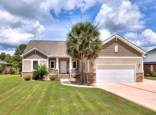 108 Woodlake Dr, Manning, SC 29102