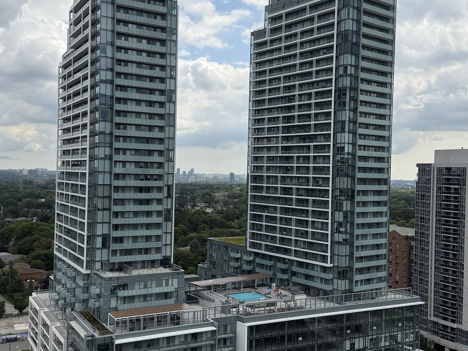 2 bed, $2,800 — Photo 1