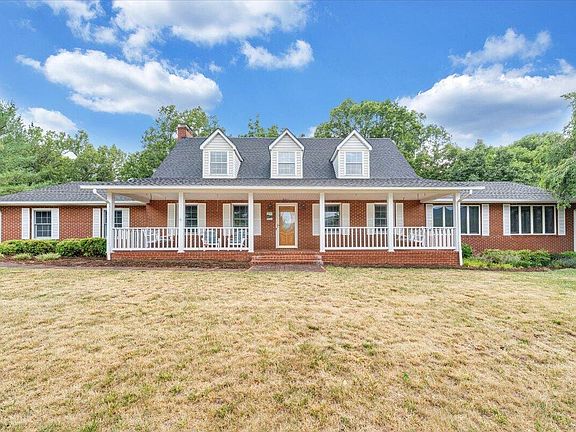 2nd image of 7031 Highfields Farm Trl