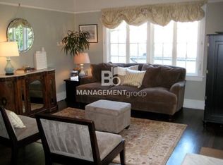 2873 NW Raleigh St, Portland, OR 97210