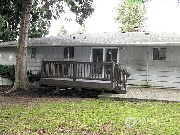 2nd image of 11027 SE 30th Place