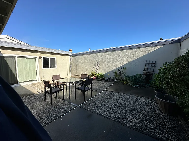 2297 Goldcrest Cir — Photo 25