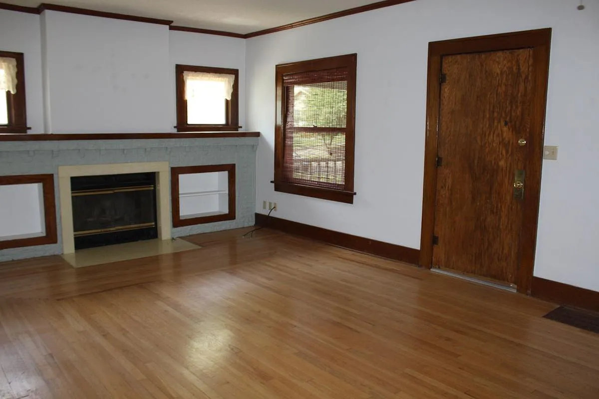 363 N Vassar Street — Photo 3