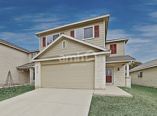 9715 Woodland Pnes, San Antonio, TX 78254