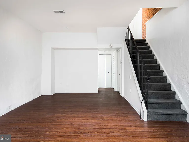 2031-2 South St #106 — Photo 13