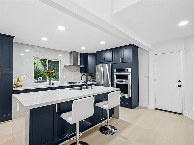37 Shearwater Pl — Photo 5