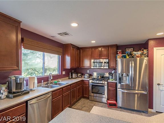 5th image of 4897 Eureka Diamond Ct