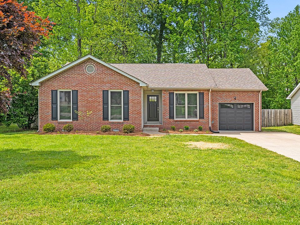 1st image of 120 Shady Maple Dr