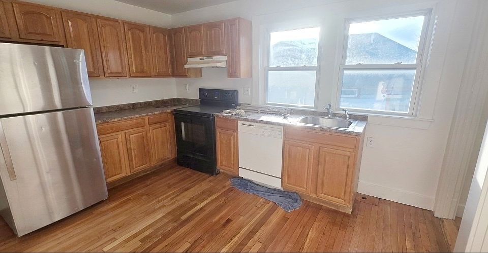 1st image of 161-163 Trapelo Rd #2