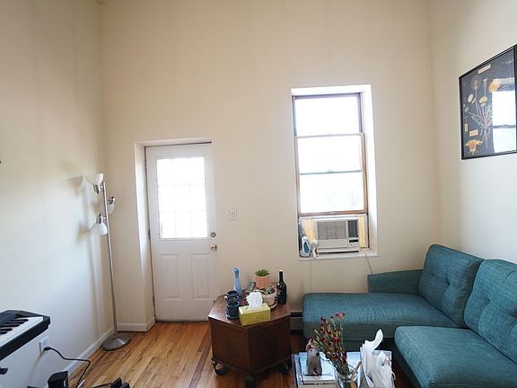 5th image of 561 6th Ave #5E