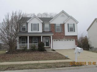 129 Bayberry Dr, Fairview Heights, IL 62208