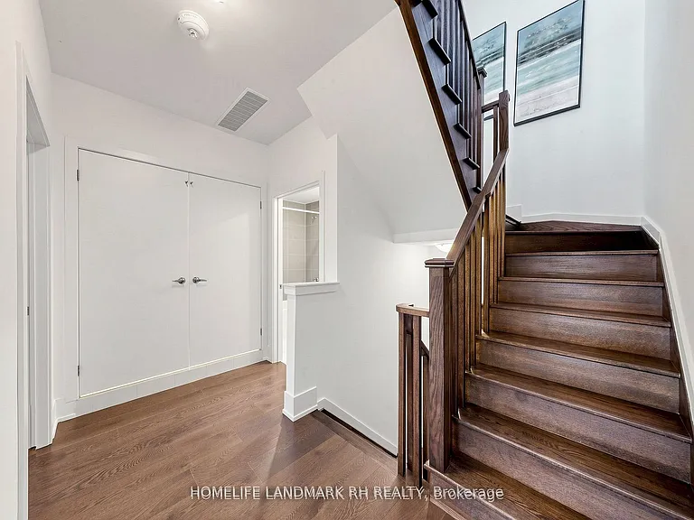 270 Davenport Rd #Townhouse 6 — Photo 25