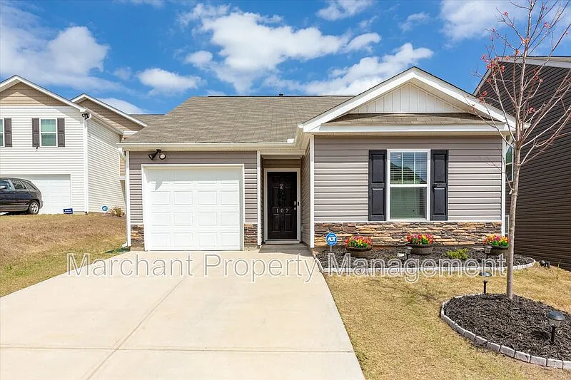 107 Mable Leaf Ln